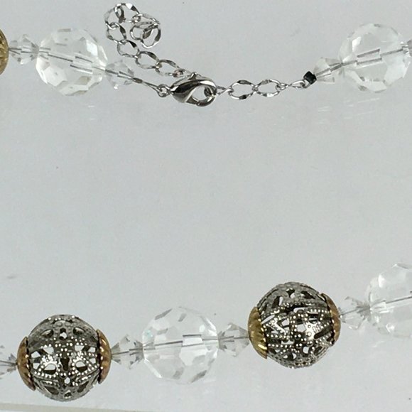 Vintage Faceted Crystal Beads and Filagree Metal Beaded Necklace Jewelry - Picture 5 of 6